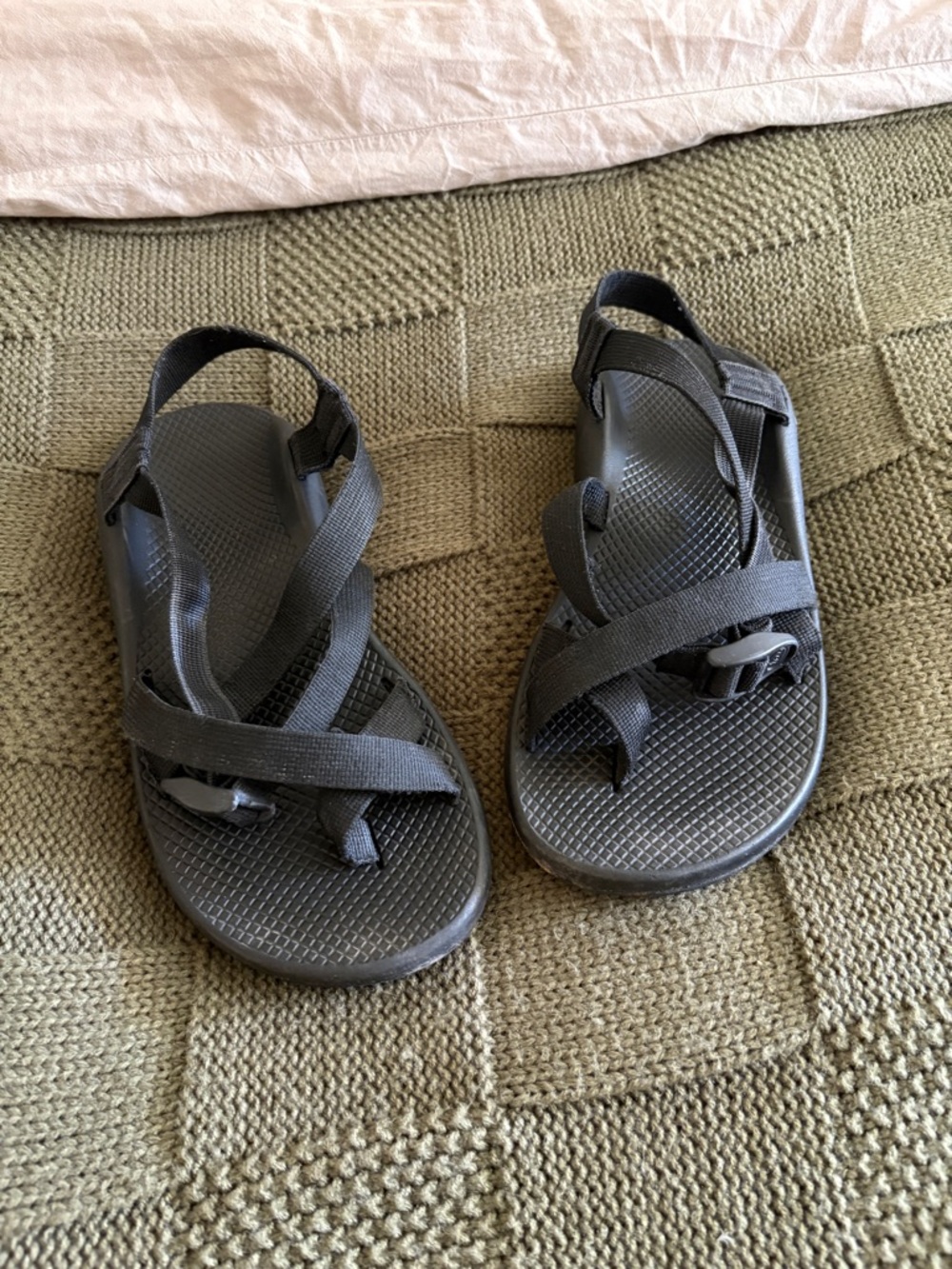 Men’s Black Chacos with Toe Strap